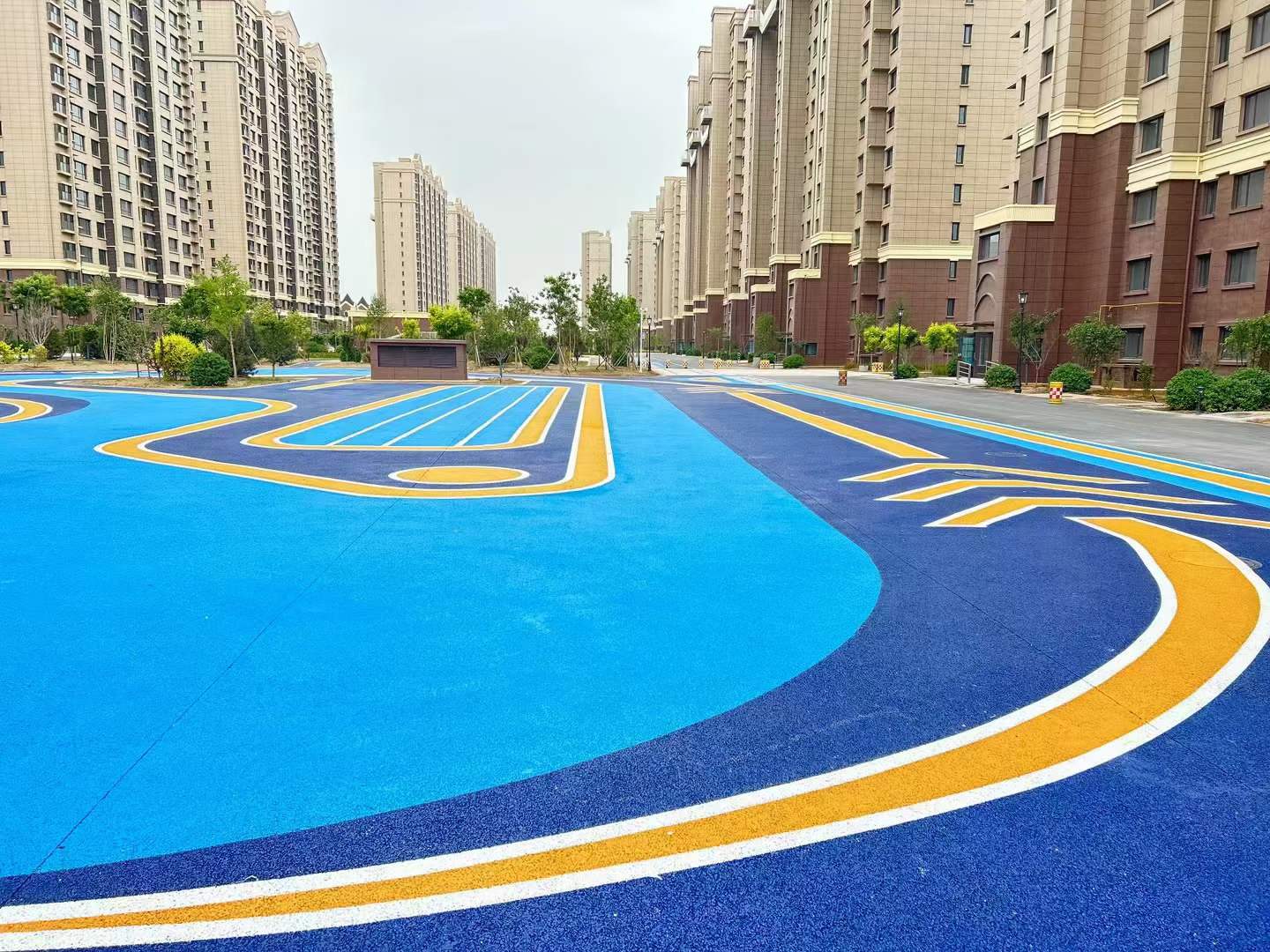 双丙聚氨酯罩面剂的施工方法